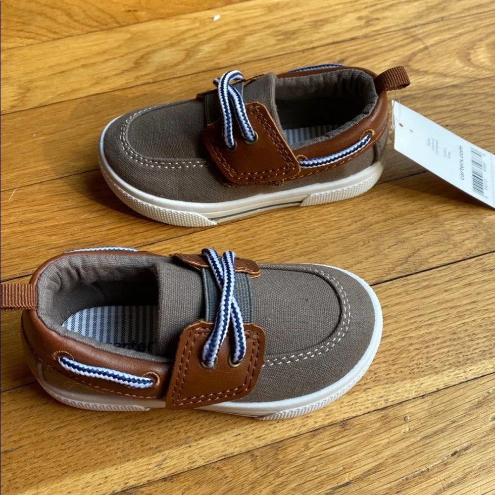 Boy toddler side 6 shoes brand new